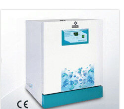 Laboratory incubator